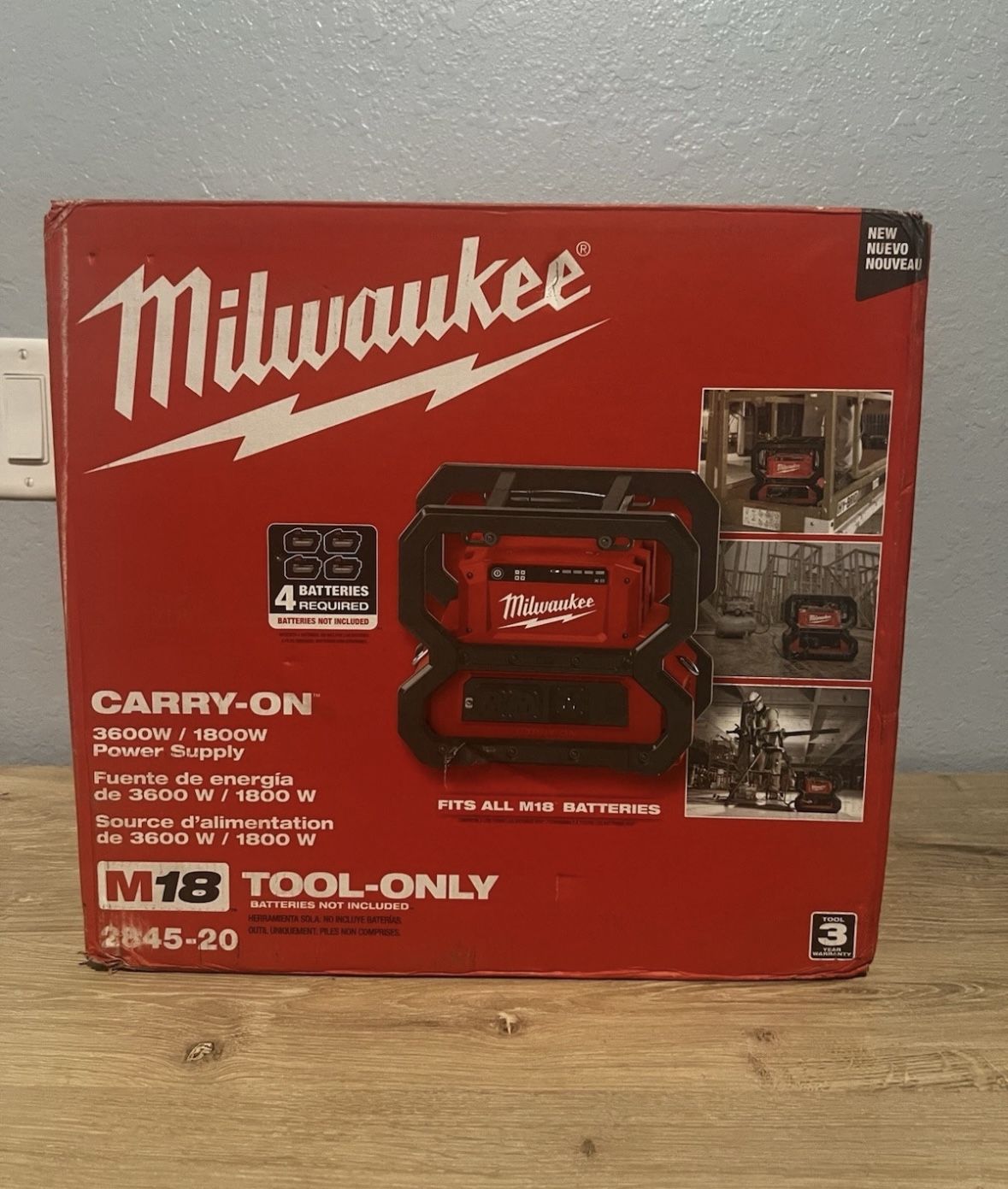 Milwaukee 2845-20 M18 18V 3600-Watt/1800-Watt Battery Powered Power Supply