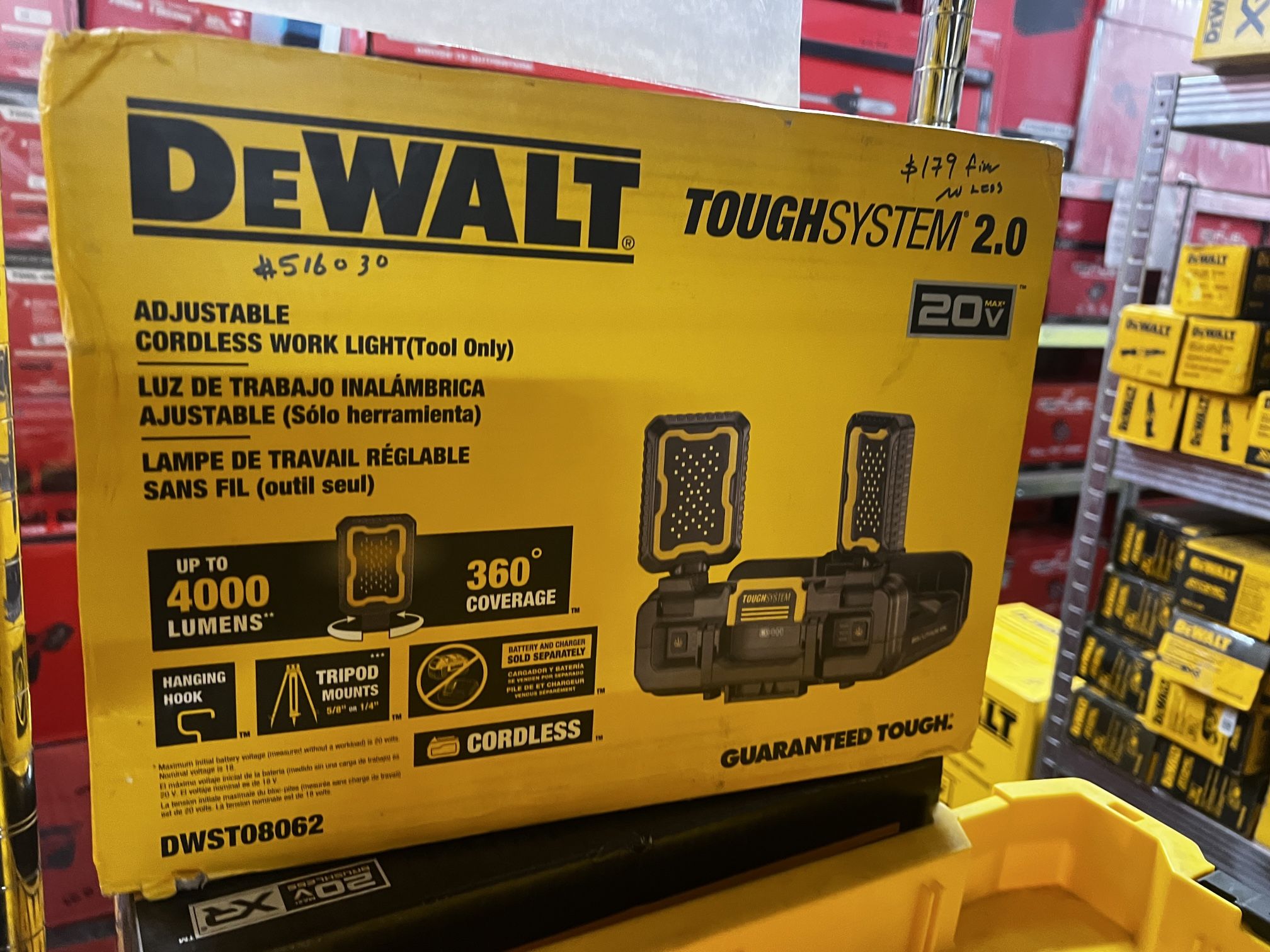 DEWALT Tough System Flex Volt 20V/60V Cordless 4000 Lumen LED