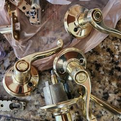 Door Handle/locks