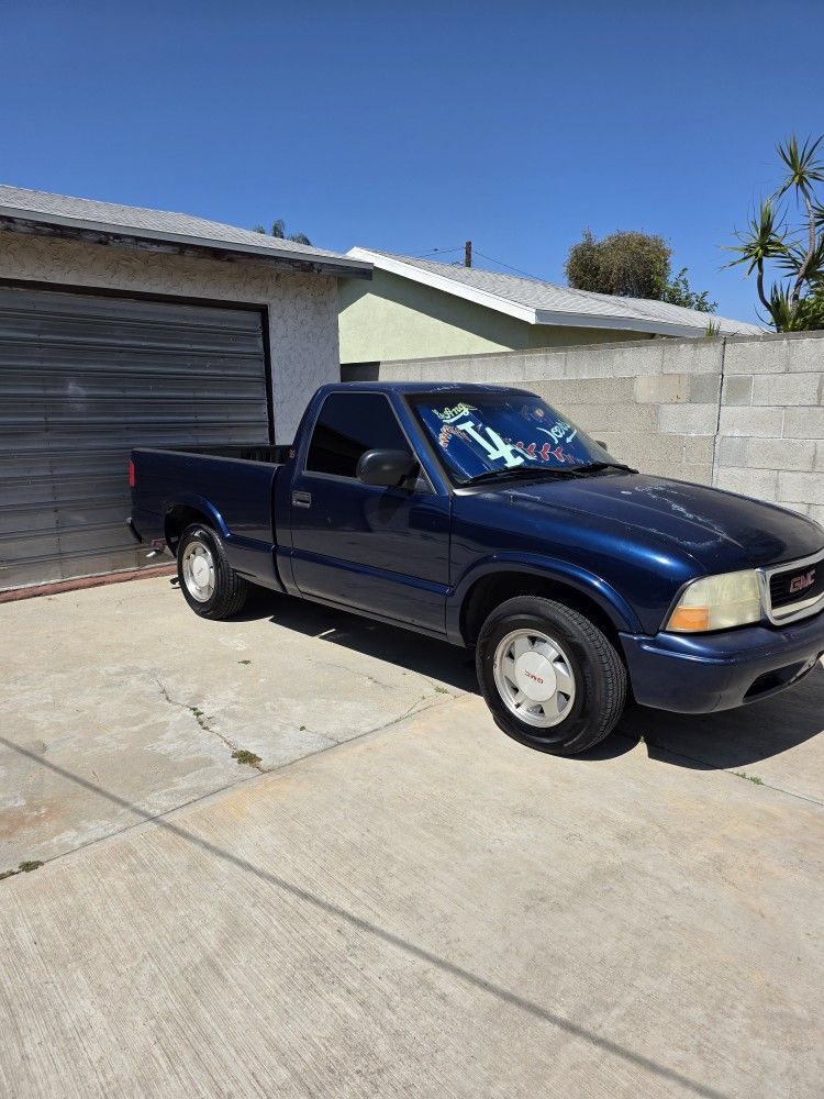 2003 GMC Sonoma