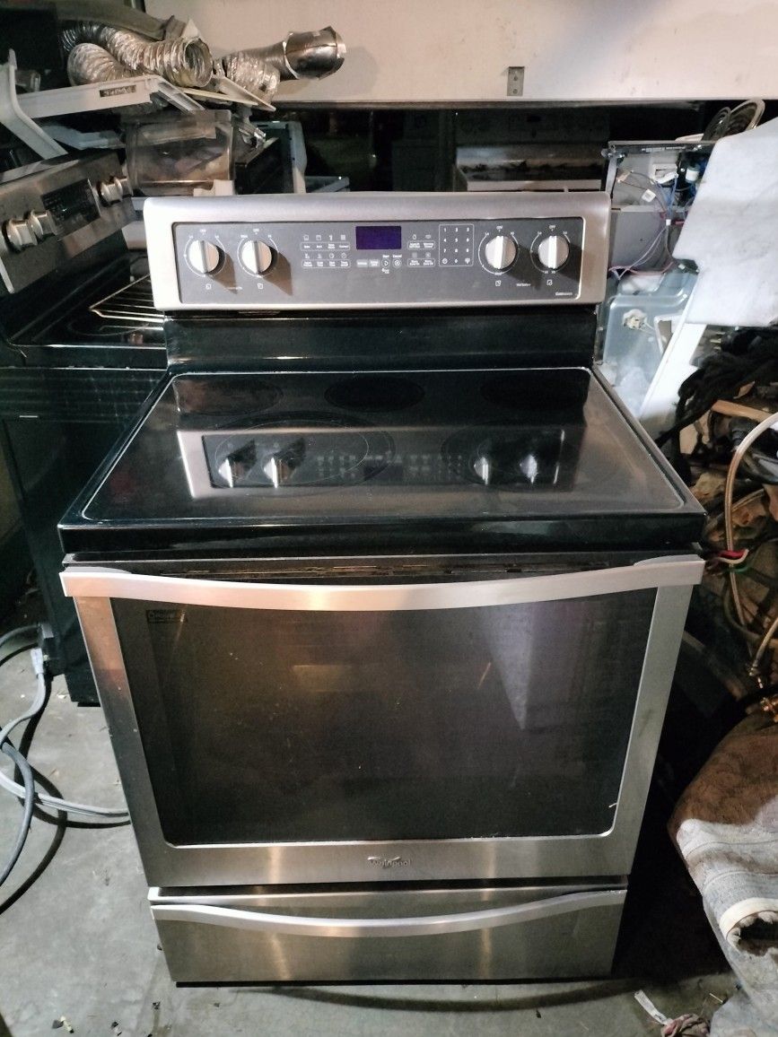 Whirlpool Stainless Glass Top Range With Convection Oven  -Can Deliver