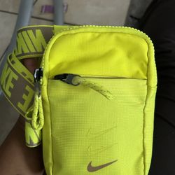 Nike Crossbody 