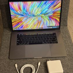 LOADED MacBook Pro 15” Touch 6-Core i7/16GB RAM/256GB/NewBatt! +Adobe/Logic/FCut/Office!