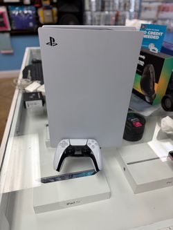 Sony PS5 Disk edition 1TB with controller Excellent Condition