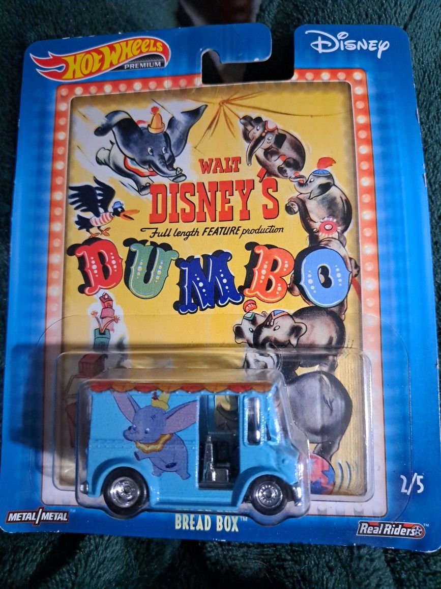 2018 Hot Wheels Disney Dumbo