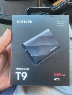 Brand New Samsung Portable Ssd T9 4tb