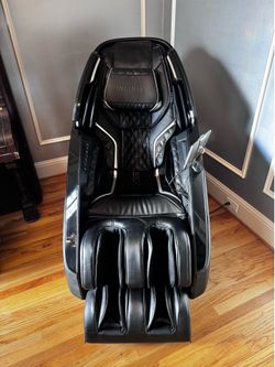Practically Brand New Infinity Massage Chair