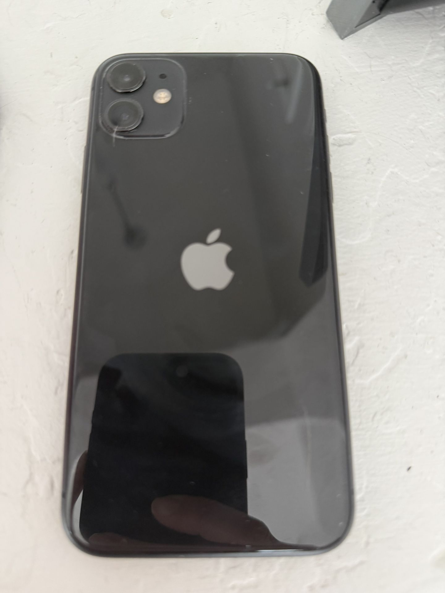iPhone 11 64gig
