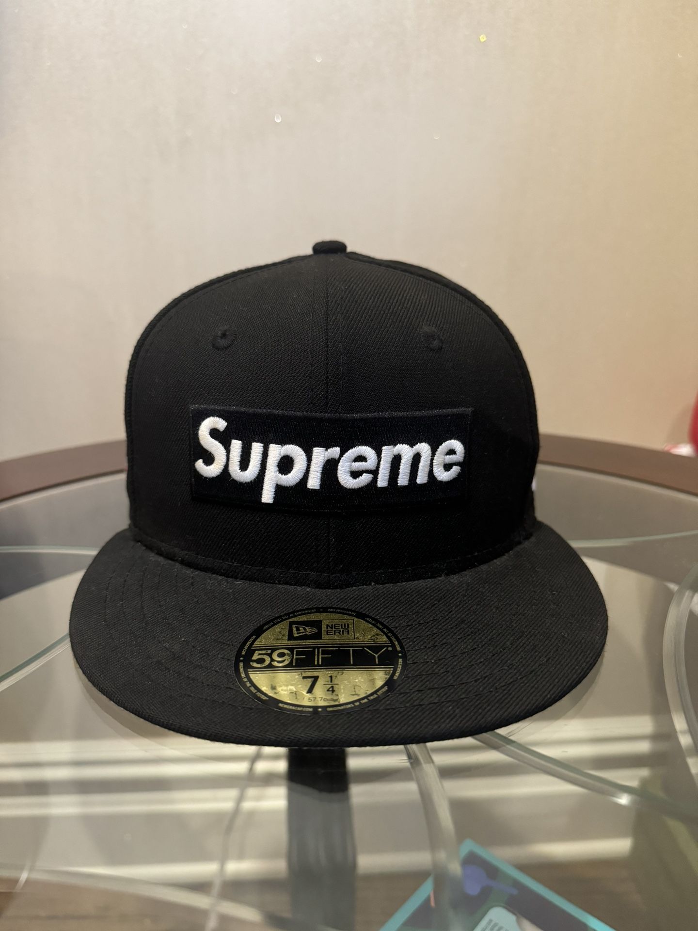 Black Supreme Box Logo New Era Hat