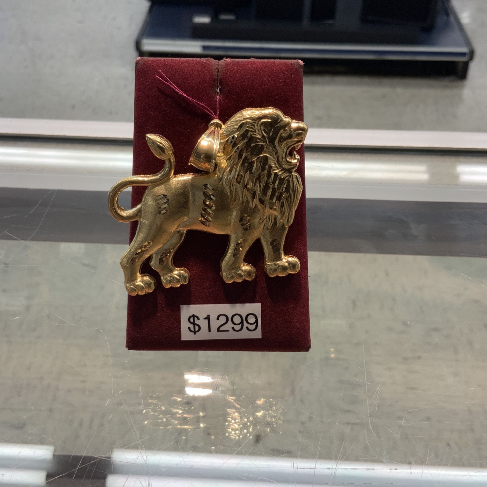 Pendant