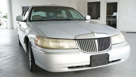 1998 Lincoln Town Car