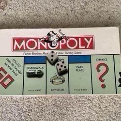 Monopoly  game  -  $10