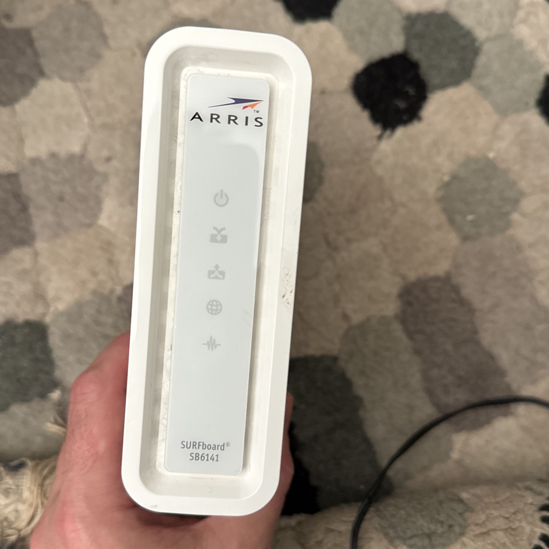 Cable Modem - Motorola ARRIS SURFboard SB6141 DOCSIS 3.0 Ethernet Cable Modem 400 Series White