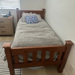Pottery barn Kids Twin Bed