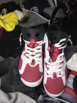 Retro 6 Carmine's size 8 men