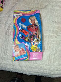 Comb N Color Barbie
