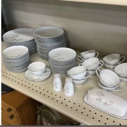 Noritake China Set Rosay 6216 