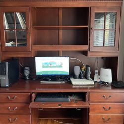 Hooker Furniture Desk and Hutch