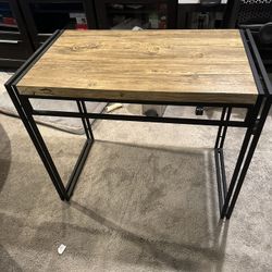 Small desk (35.5in x 19.75in x 29.5)