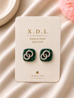 Green Crystal Link Earrings