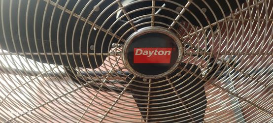 Dayton  30" floor fan