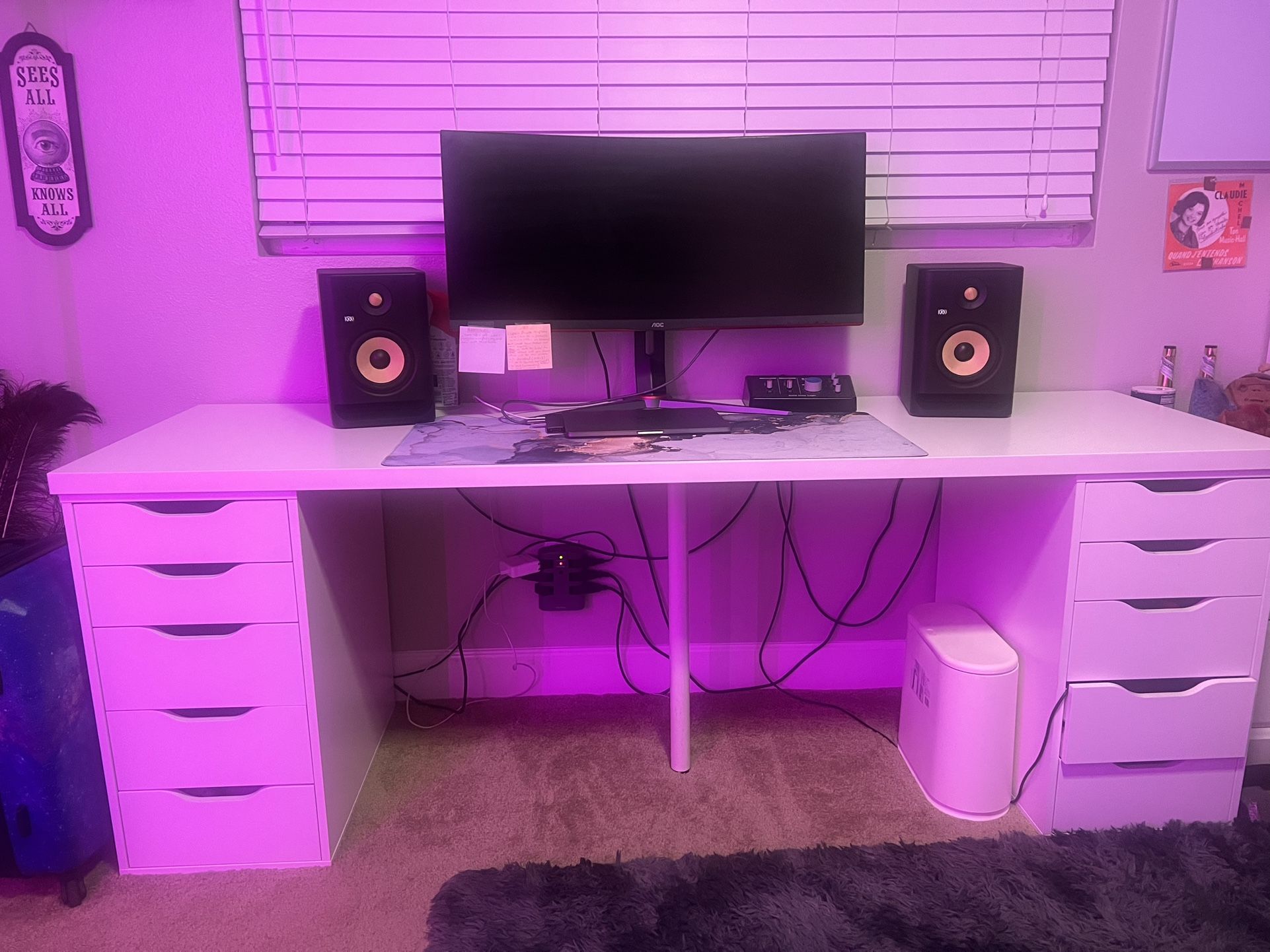 White Sturdy Desk With drawers 