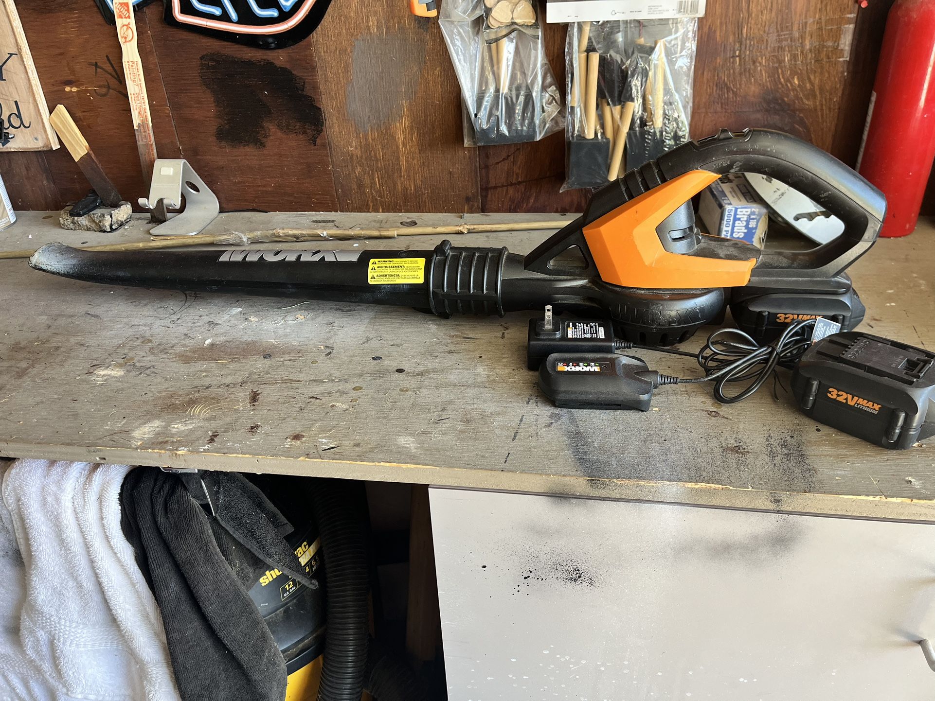 Leaf Blower