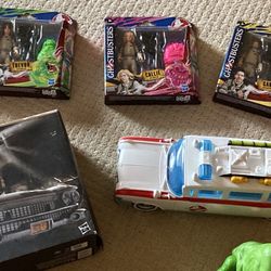 Large collection lot of Ghost Busters ghostbusters Action Figure accessories vehicles toy toys dolls 
