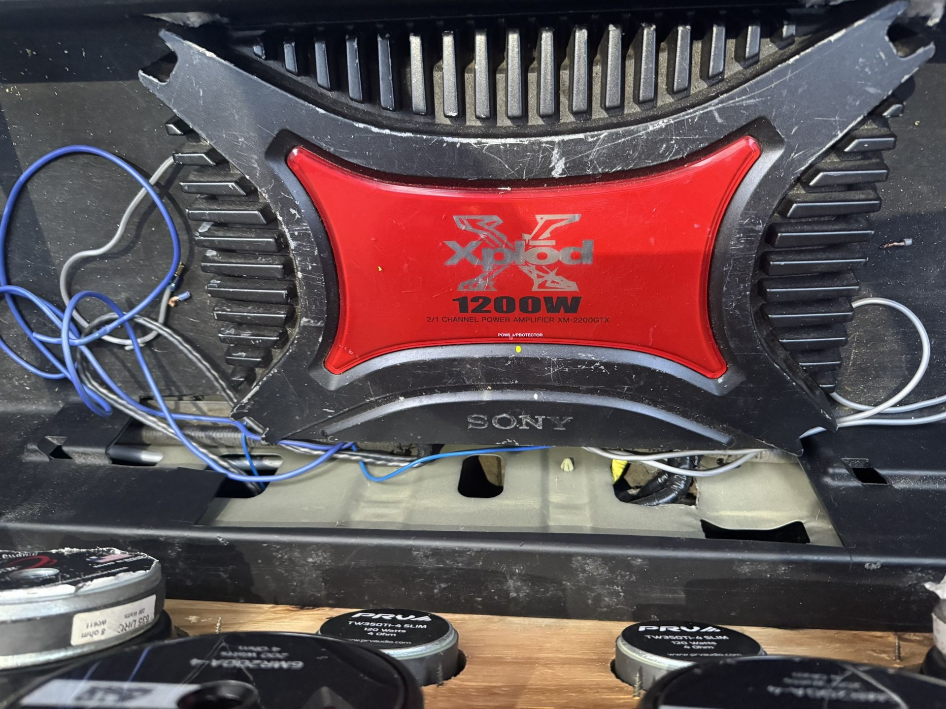 1200 Watt Amp