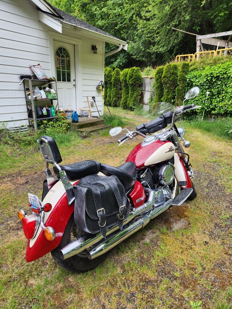 2001 Yamaha Vstar 1100 In Perfect Condition Runs And Drives Perfect 19000 Miles