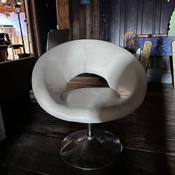 White swivel chair