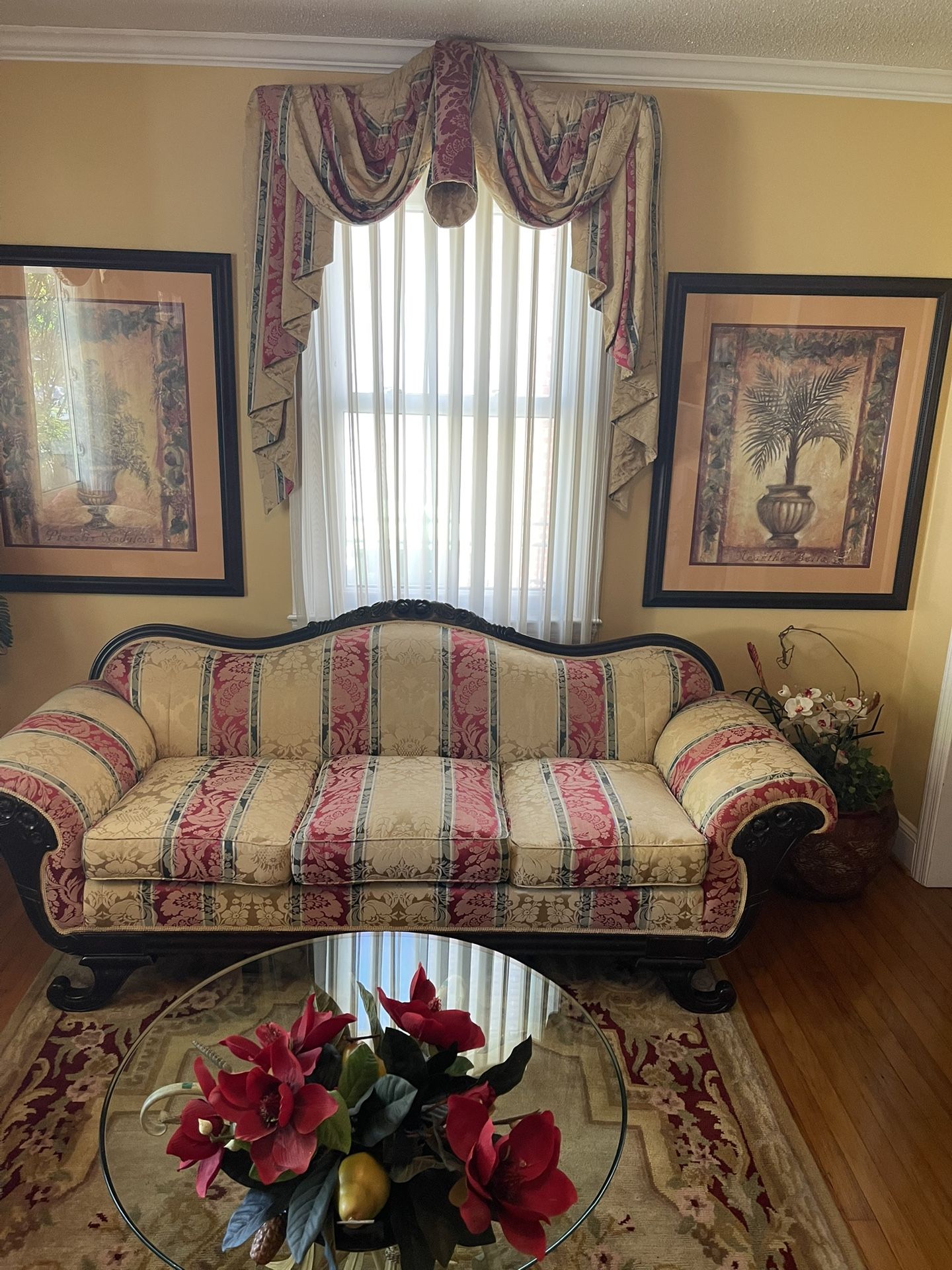 Vintage Duncan Phyfe Sofa