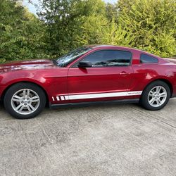 2012 Ford Mustang V6