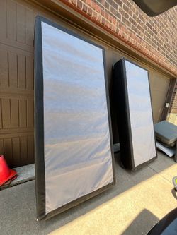 Beautiful mattress base $45