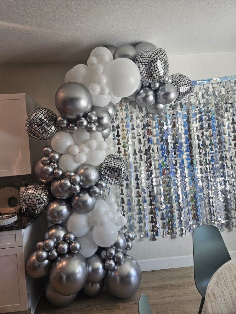 Balloon Garlands
