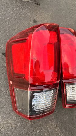 Tail Lights Tacoma 2018