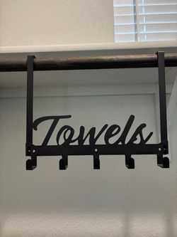 Black Over-the-Door Towel Rack