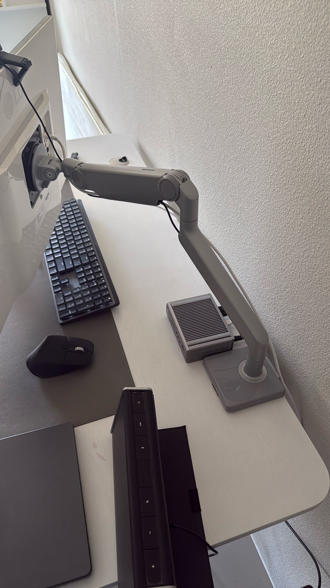 Humanscale Monitor Arm