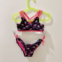 Circo kids 2 pieces swimwear size XS（4/5）