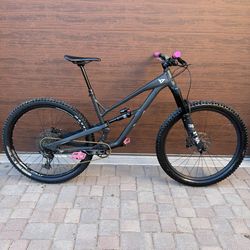 2022 YT Jeffsy Core 2 (XL)