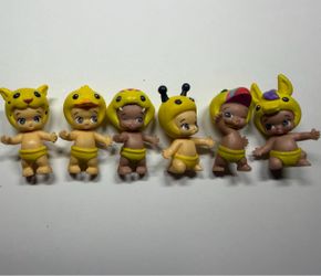 Twozies Yellow Babies