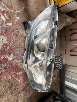 Honda civic 2018 headlight right