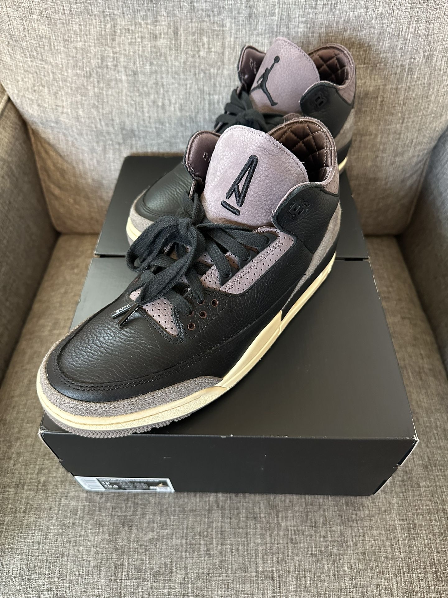 Air Jordan 3 Retro OG SP A Ma Maniere (Women’s) Size 12 Men’s Size 10.5 $130