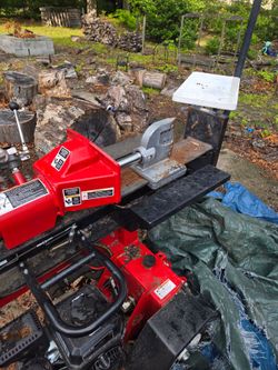 30 Ton Log splitter
