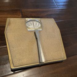 Vintage mid century modern bathroom scale