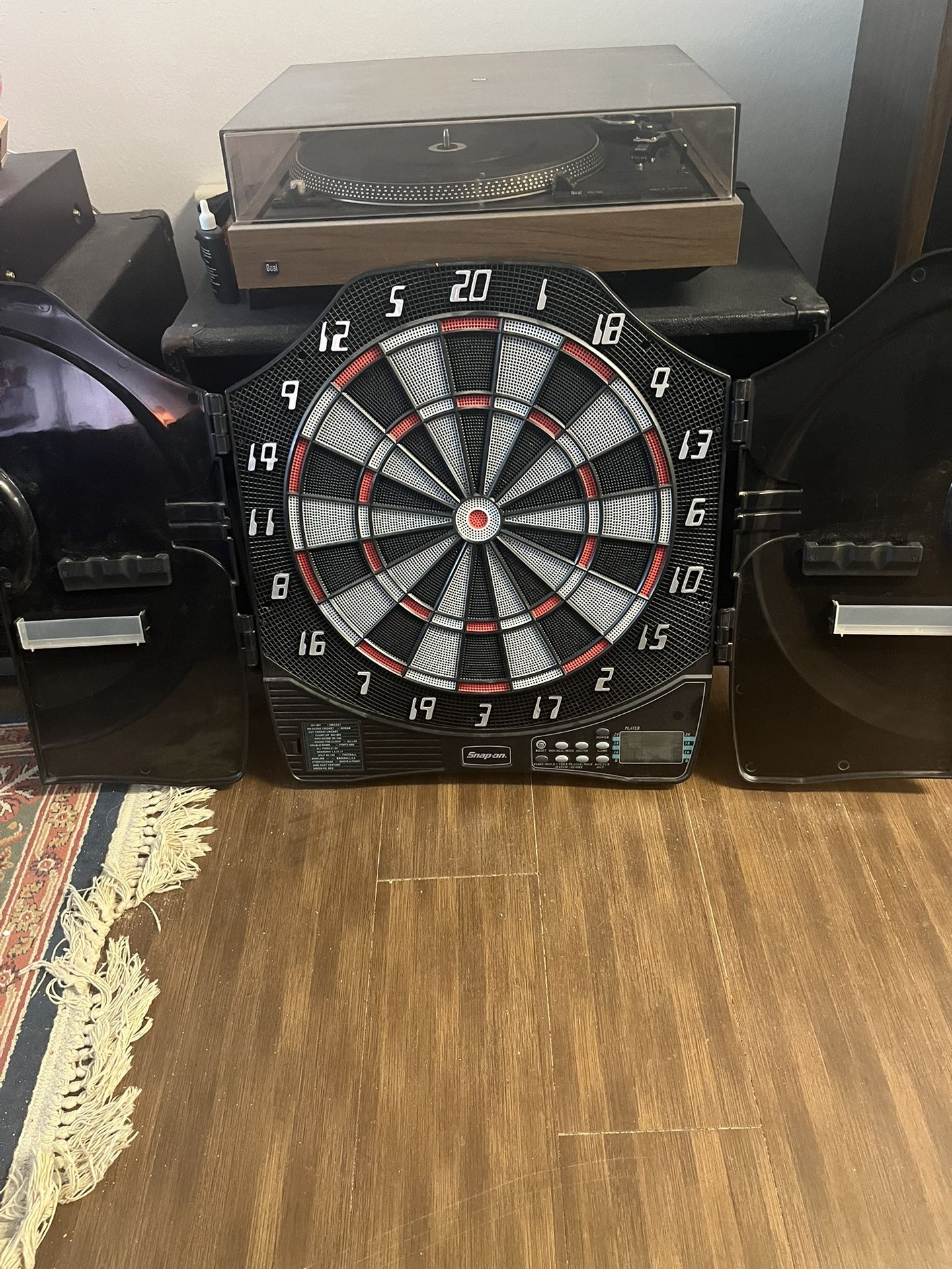 Snap-on Tools Electronic Dart Board