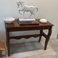 ANTIQUE REAL WOOD ENTRANCE TABLE 