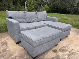 *FREE DELIVERY* Light Gray Reversible Chaise w/ ottoman