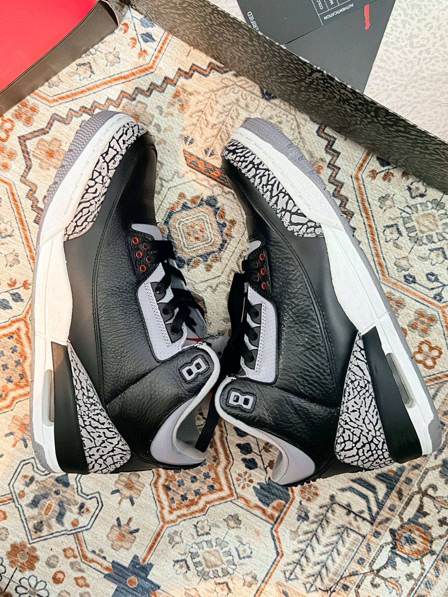 Air Jordan Retro 3 Black Cement 2011