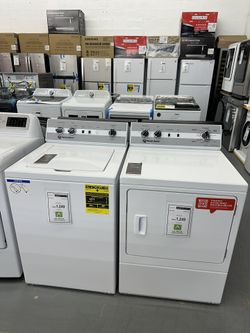 Speed Queen TC5 Top Load Washer And Dryer 